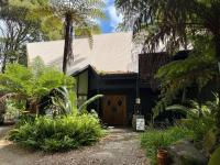 The Main House - Include Water Cottage