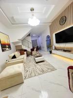 2 Bed Luxury Apartment in Lekki-Ikota Lagos - B&B Lekki Peninsula