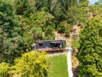 Hilltop Retreat - B&B