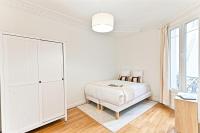 Spacious and Bright Apartment - B&B Paris