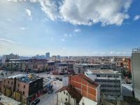 Capital View Panoramic Downtown Apartment - Bed and Breakfast Pristina