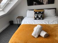 Beachfront Escape in Swansea - B&B