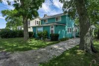 Lakefront Escape With Hot Tub and Modern Comforts - B&B
