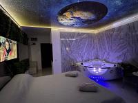 R U B I room by 50 shades - B&B