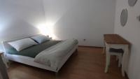 Two-Bedroom Apartment (4-6 Adults)