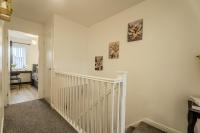 5-Beds in Quiet Three Bedroom House Near Anfield Stadium, free Parking - Chambres d'hôtes Liverpool