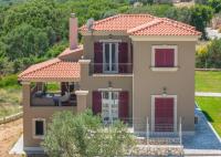 Villa Melina - 4 Bedrooms, Sleeps 10 - B&B Karavádhos