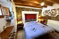 Camera Matrimoniale/Doppia con Letti Singoli con Bagno in Comune