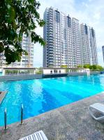 Savanna Executive Suites at Southville by D'KAY HOMES, Pool with Slide - Chambres d'hôtes Kampung Dengkil