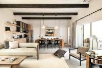 Luxe Boulder Hideaway Mins to JTNP 2 Acres - Bed and Breakfast Joshua Tree