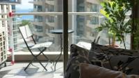Dominiks quite and Elegant Studio Ocean View Pool at Tambuli Resort High Floor - B&B