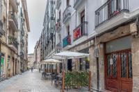 Ayuntamiento Bilbao, Casco Viejo -Parking optional - B&B