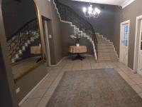 Crayfish Creek Guest House - Bed and Breakfast