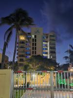 Espectacular Beach & Laguna view Cancun at SALVIA CONDOMINIUMS - B&B