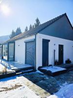 Apartamenty Chilldziówka w Miłkowie z sauną i z grillem Karpacz - B&B Miłków
