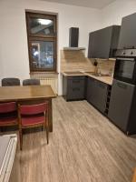 Privat Apartment 2 Leoben - B&B