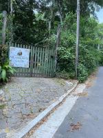 Chalé Completa com Cozinha e Estacionamento! Rio Privativo no quintal e Piscina I Descanse e Aproveite I 18 min do centro de Paraty e Praias - B&B Paraty