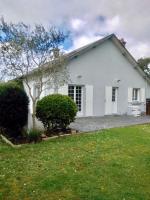 Les Ilous proche mer - Bed and Breakfast