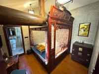 Deluxe Attic Kang-bed Room