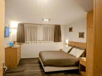 Two-Bedroom Deluxe Apartment