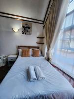 Rorot penthouse studio Kilimani home away - B&B Nairobi