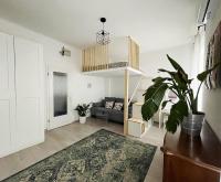 Manca's Apartment with Free Parking - B&B Ljubljana