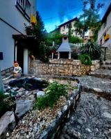 APARTMAN AZRA - B&B