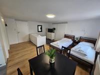 Apartment with Garden View