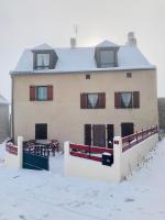 Charmante maison au coeur d'un village auvergnat - Chambres d'hôtes Saint-Diéry