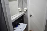 One Bedroom Apartment 9