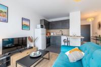 Flambant neuf sur le port avec parking - B&B