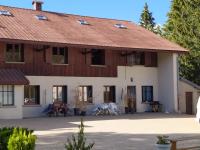 Les Logettes appartements dans ancienne ferme rénovée - B&B