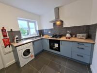 SleepyStays 3 Bedroom Modern & Central Location - Chambres d’hôtes