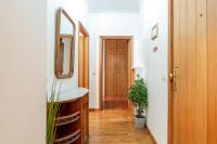 Host Wise - Rustic Bright Flat - City Centre - B&B Porto
