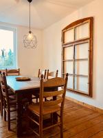 b e d & a g e d e s i g n -extra large- wunderschöne gesamte Wohnung mit viel Platz & 4 Schlafzimmern - Rechnungserstellung für Geschäftsreisende & Firmen - B&B Hünxe