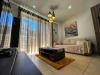 Charming Two Bedroom Apartment - B&B Pietà