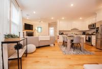 2b 2ba W In-unit Laundry, Central Air - B&B