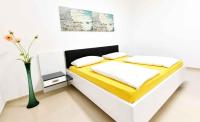 Apartment in Malinska - Insel Krk 53313 - Bed and Breakfast Malinska