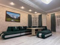 White house - Bed and Breakfast Bisjkek