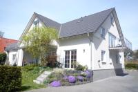 CBlue "Ferienhaus am Yachthafen - Strandgut" - Chambres d’hôtes