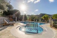 Villa con 4 Camere da Letto