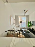 Stylish 1br With Garden View In Jvc - B&B Dubai