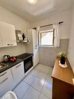 Apartment Marko with terrace and mountain view in Brela - B&B Brela