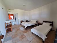 Basic Triple Room