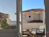 Apartment Toma with sea view and terrace in Brela - Chambres d'hôtes Brela