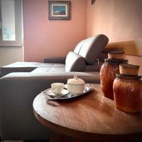 Acqui Holiday Home Apartment - Chambres d’hôtes