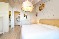 Deluxe Double Room with Balcony and Lake View