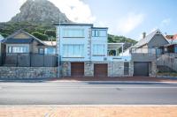 Baytree Beach House - Chambres d’hôtes Kalk Bay