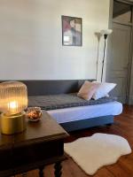 Spacious T4 Central Apartment with Iconic Tram 28 View - Bed and Breakfast Lissabon
