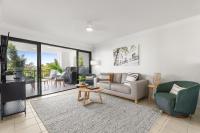Oxlade Luxury Riverfront Apartments - B&B Brisbane
